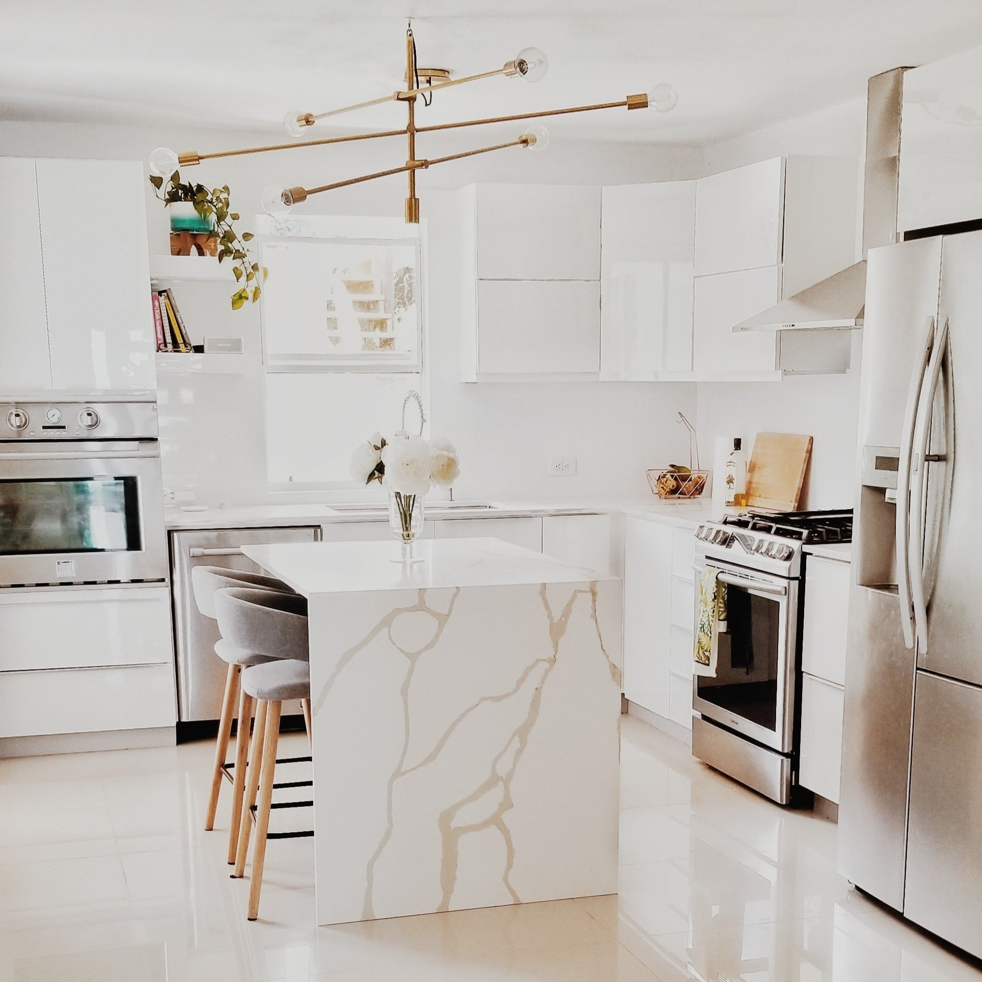 modern clean white kitchen